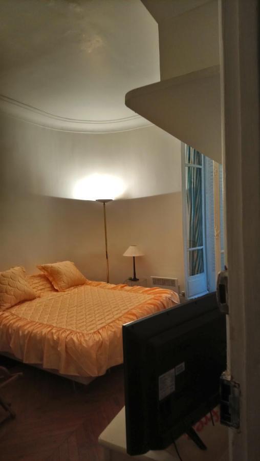 Appartement Toureifelchampselysee Paris
