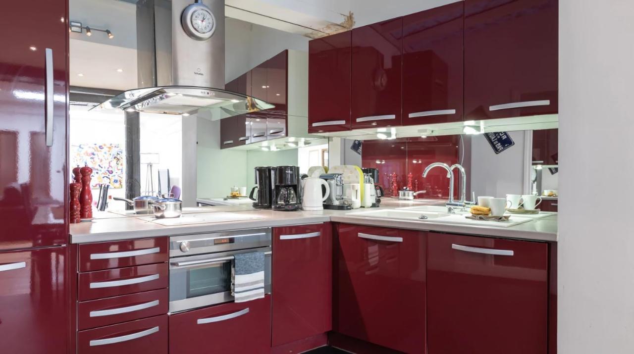 Apartment 3-bedroom Quai Des Grands Augustins Paris
