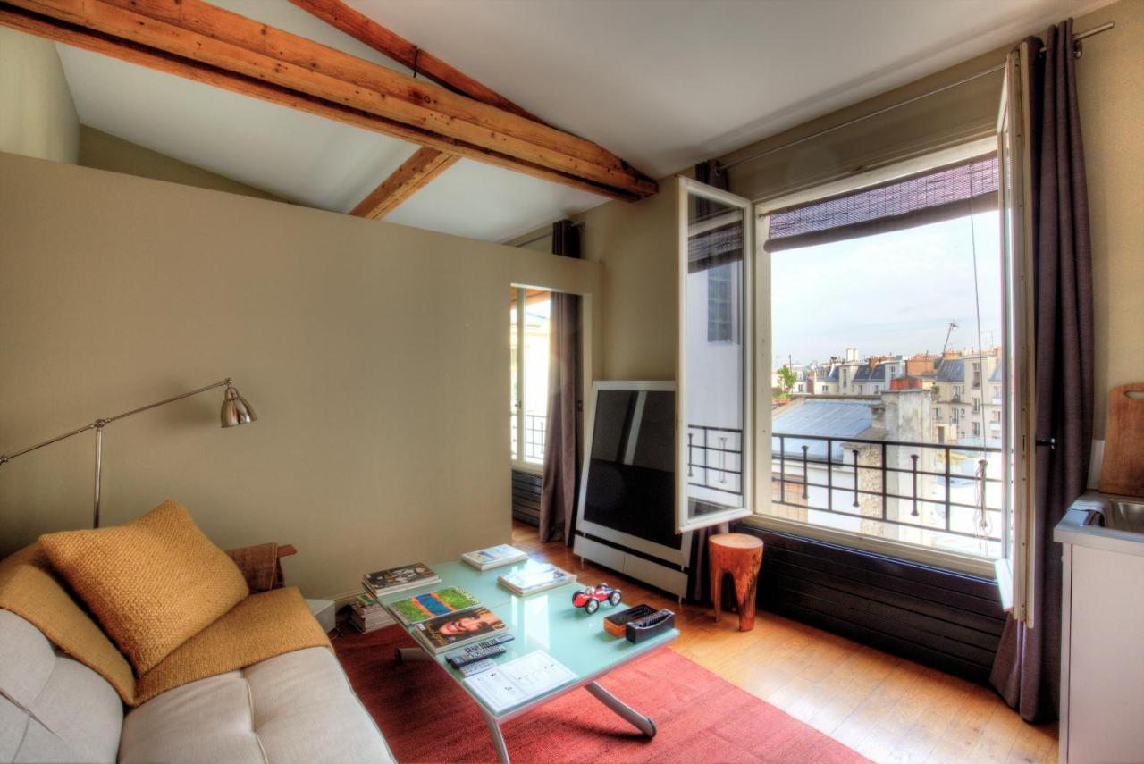 Appartement Bail Mobilité Ancien Atelier Dernier étage Luxe Montorgueil Louvre Paris