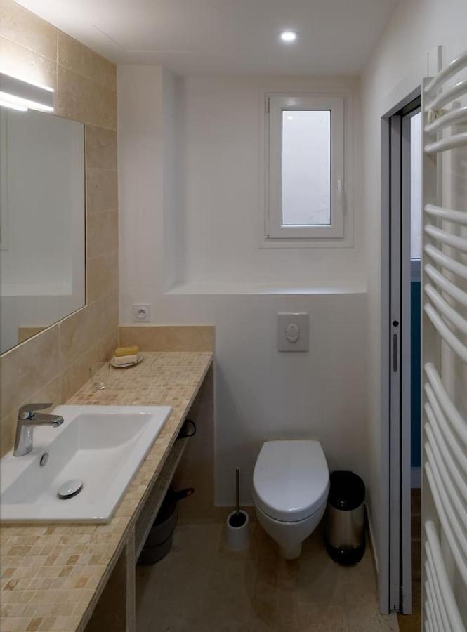 Quiet Near Montmartre Apartment *