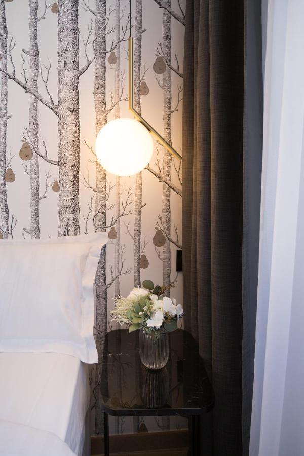 Au Coeur Du Marais Hotel