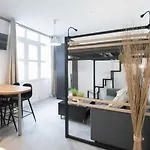 Functional Apartment Near Montmartre