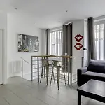170 Suite Angouleme Large Duplex Style Apt With1 Bdr Paris Central