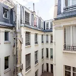 Intimate Apartment - 1Br-2P - Champs Elysees