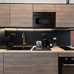 Home Suite Home République Menilmontant