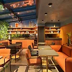 Le Katorze Hotel