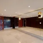Chic studio Champs-élysées
