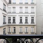 Luxury Apartment Champs-Elysees - Hala Paris