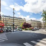 CMG Place de Clichy - Metro Europe