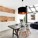 Cmg Delta / Montmartre