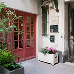 Cosy And Charming Studio Near The Marais