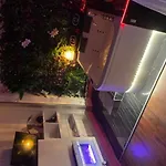 Jacuzzi 9Em