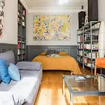 Spacious And Bright 2 Bedroom Apartment, Typically Parisian, Montmartre-Opera, Central Paris