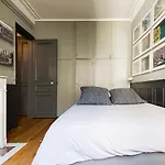 Spacious And Bright 2 Bedroom Apartment, Typically Parisian, Montmartre-Opera, Central Paris