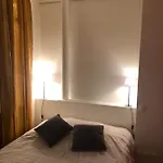 Suite confortable sur le canal Saint-Martin / République
