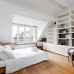 Hotel de Ville - Marais City Apartment