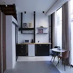 Flat Close Marais And Republique , Local Commercial - Nazarethbis