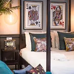 The Royal Elysée Suite