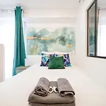 Design Apartment In Paris City Center 8Th Neighborhood