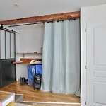 Pleasant Parisian Studio