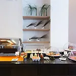 Le 123 Elysees - Astotel