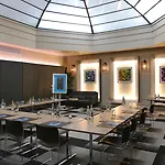 Sofitel Paris Arc De Triomphe