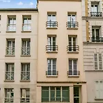 Nice And Calm Studio Nearby Alesia At The Heart Of Paris - Welkeys