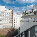 Paris Center Beaudelaire residence