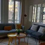 Superbe appartement haussmanien. 3 chambres.