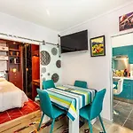 Guestready - Teal Orchids Near Arc De Triomphe