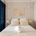 Reva Suites