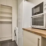 Luxurious 1 Bedroom Notre Dame de Paris Monge Free Netflix