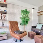 Luxurious Studio Republique Pierre Levé Free Netflix