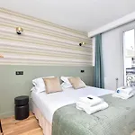Cosy Bedroom - Tour Eiffel Champs De Mars 3A