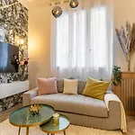 Le Studio Des Champs Elysees