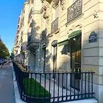 Appartement Studio Champs Elysees