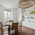 Le Marais - Place des Vosges City Studio