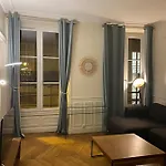 Spacious Apartment Next To Place Vendome