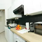 Parmentier - Oberkampf City Apartment