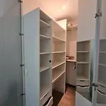 Appartement Tres Lumineux Porte De Saint-Cloud - F3 Avec Suite Parentale
