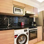 Apartment In The Marais - 1