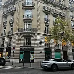 Sous Les Toits De Paris Trocadero