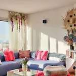 Bright Apartment For 2 People - Paris 18