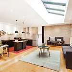 Charming Apartment - Buttes Chaumont 10P3Br