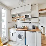 Charming Apartment For 2 In The Heart Of The 20Th Arrondissement