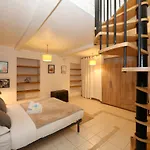 Appartement Familial Proche Des Commerces - 8P