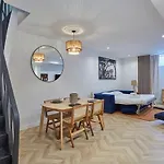 Duplex Center Of Paris By Studio Prestige