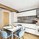 Saint Germain - Mabillon Paris City Apartment
