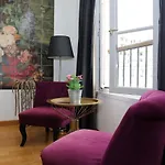 502- Studio De Charme Dans Quartier Anime Paris 5