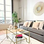 1630 - Champs Élysées - Best value